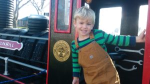 01-ollie-the-conductor-all-aboard